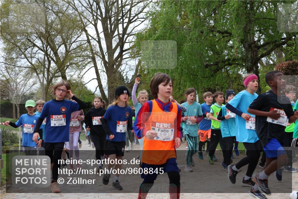 25.04.2026 - Das Zehntel Zöllner http://msf.ph/oto/9608845 25.04.2026 09:44:01 Laufen 6004, 694 meine-sportfotos.de