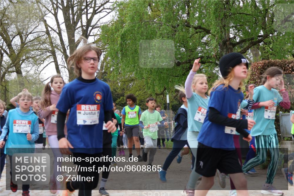25.04.2026 - Das Zehntel Zöllner http://msf.ph/oto/9608865 25.04.2026 09:44:02 Laufen 5371 meine-sportfotos.de