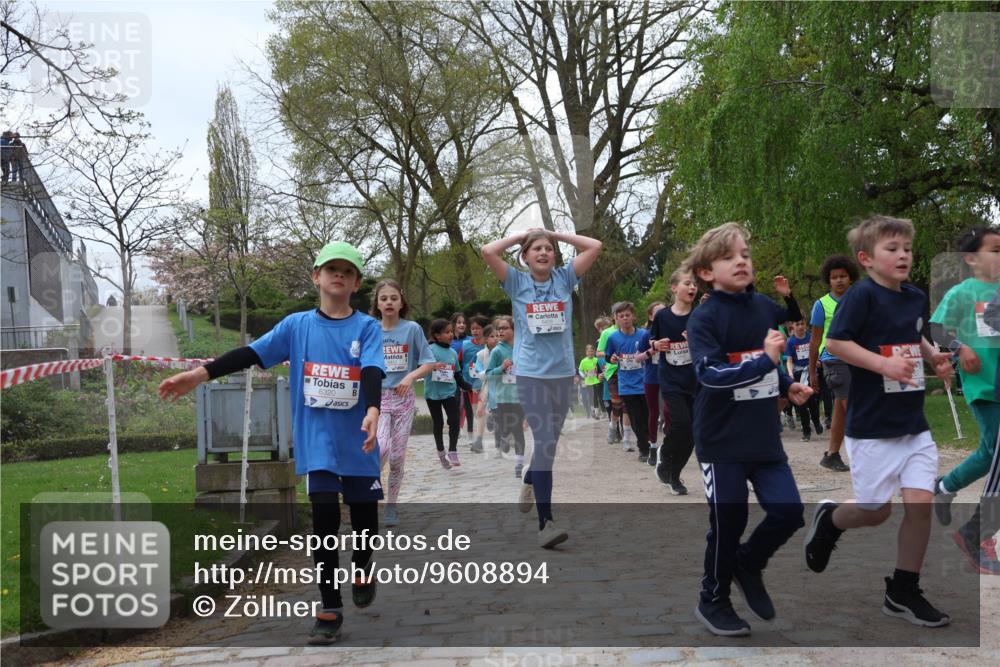25.04.2026 - Das Zehntel Zöllner http://msf.ph/oto/9608894 25.04.2026 09:44:03 Laufen 6320, 6411 meine-sportfotos.de