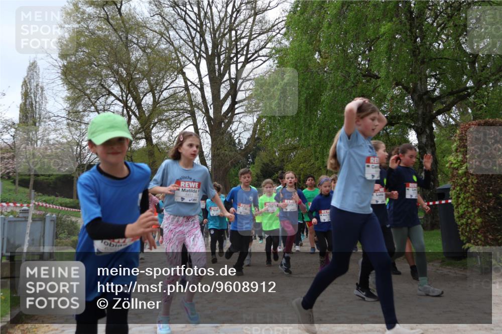 25.04.2026 - Das Zehntel Zöllner http://msf.ph/oto/9608912 25.04.2026 09:44:04 Laufen 6411 meine-sportfotos.de