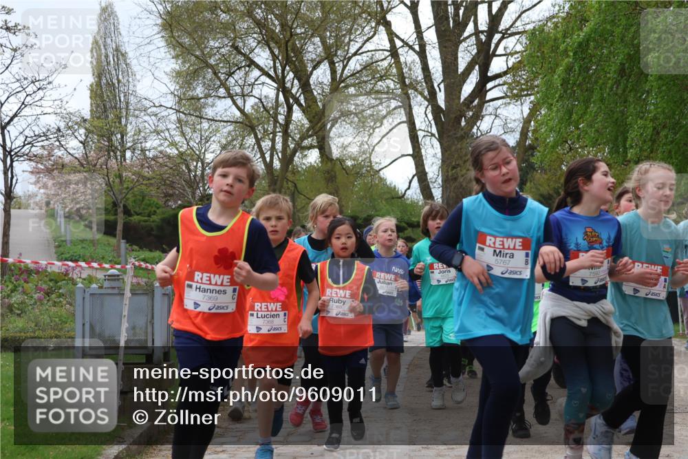 25.04.2026 - Das Zehntel Zöllner http://msf.ph/oto/9609011 25.04.2026 09:44:09 Laufen 7369, 7368, 5767, 7593 meine-sportfotos.de