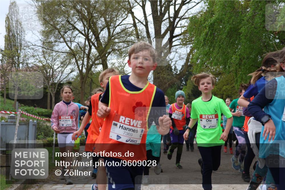 25.04.2026 - Das Zehntel Zöllner http://msf.ph/oto/9609028 25.04.2026 09:44:10 Laufen 3970, 7369, 7074 meine-sportfotos.de