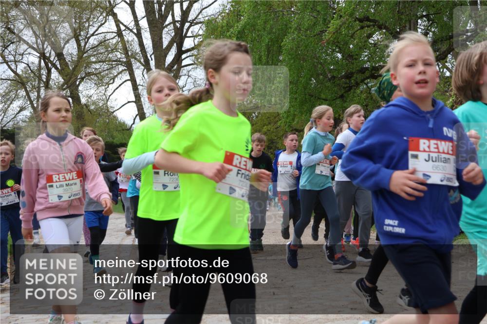25.04.2026 - Das Zehntel Zöllner http://msf.ph/oto/9609068 25.04.2026 09:44:12 Laufen 7236, 7230, 3970, 6628, 6630 meine-sportfotos.de