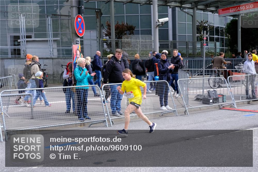 25.04.2026 - Das Zehntel Tim E. http://msf.ph/oto/9609100 25.04.2026 15:07:18 Ziel 15163 meine-sportfotos.de