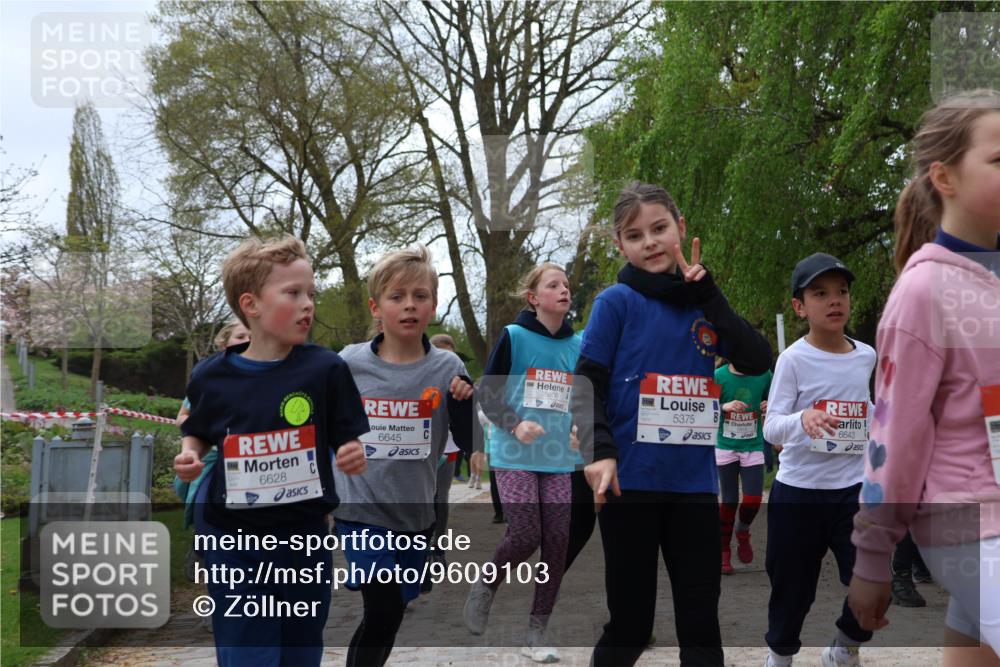 25.04.2026 - Das Zehntel Zöllner http://msf.ph/oto/9609103 25.04.2026 09:44:14 Laufen 6628, 6645, 5808, 5375, 6643 meine-sportfotos.de