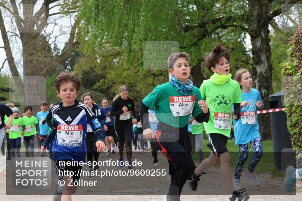 25.04.2026 - Das Zehntel Zöllner http://msf.ph/oto/9609255 25.04.2026 09:44:21 Laufen 8000, 7838, 2510, 6878 meine-sportfotos.de