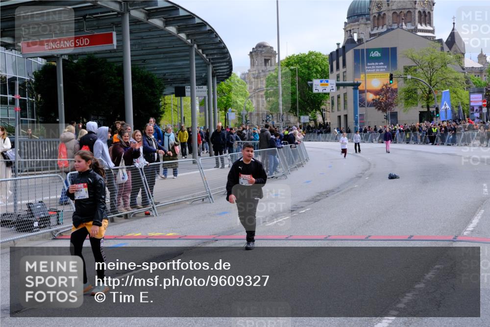 25.04.2026 - Das Zehntel Tim E. http://msf.ph/oto/9609327 25.04.2026 15:09:15 Ziel 15295, 18035 meine-sportfotos.de