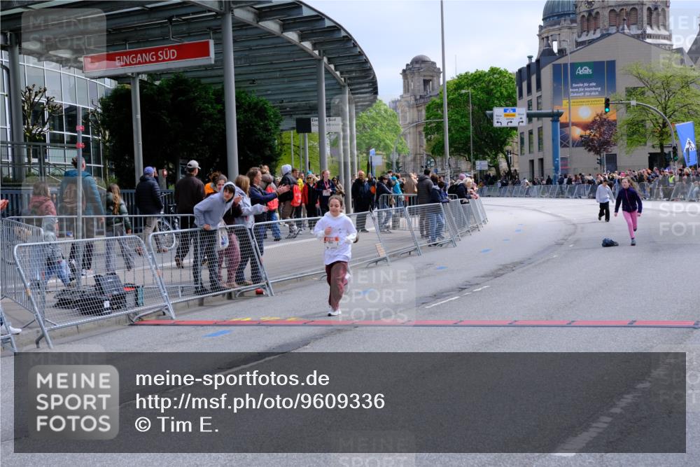 25.04.2026 - Das Zehntel Tim E. http://msf.ph/oto/9609336 25.04.2026 15:09:24 Ziel 15244, 17610 meine-sportfotos.de