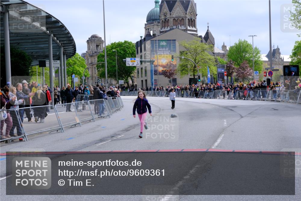 25.04.2026 - Das Zehntel Tim E. http://msf.ph/oto/9609361 25.04.2026 15:09:27 Ziel 15244, 17610 meine-sportfotos.de