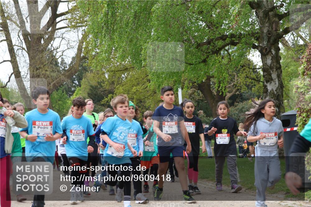 25.04.2026 - Das Zehntel Zöllner http://msf.ph/oto/9609418 25.04.2026 09:44:27 Laufen 6881, 625145, 20, 6888 meine-sportfotos.de