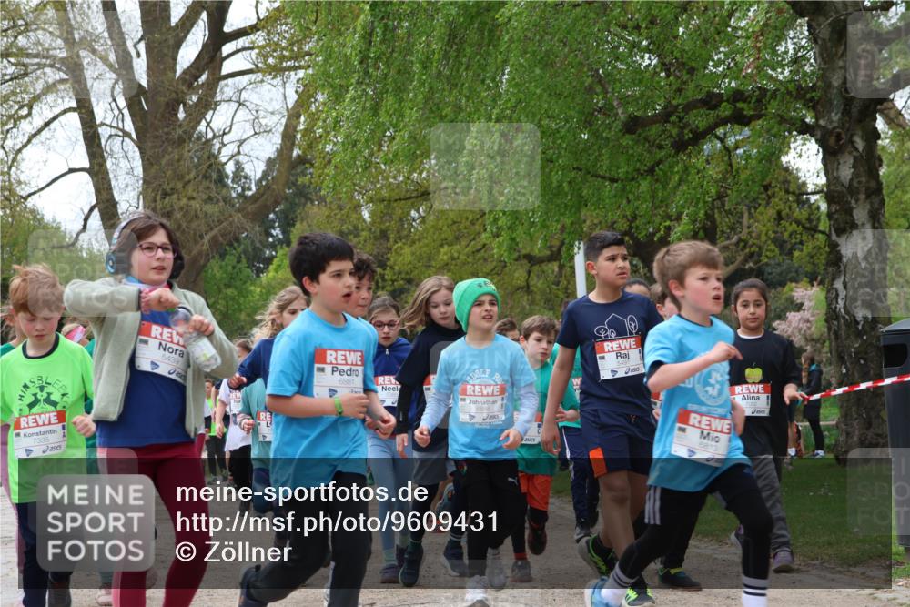 25.04.2026 - Das Zehntel Zöllner http://msf.ph/oto/9609431 25.04.2026 09:44:28 Laufen 7335, 5439, 6881, 6888, 6813, 7002 meine-sportfotos.de