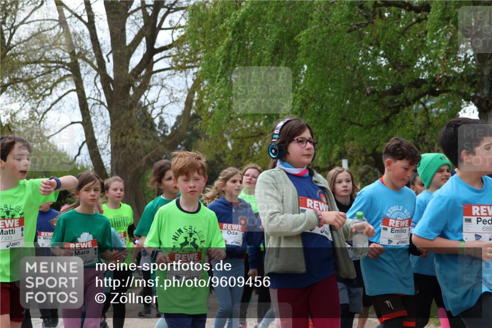 25.04.2026 - Das Zehntel Zöllner http://msf.ph/oto/9609456 25.04.2026 09:44:29 Laufen 7333, 7876, 7335, 5399, 6897, 688 meine-sportfotos.de