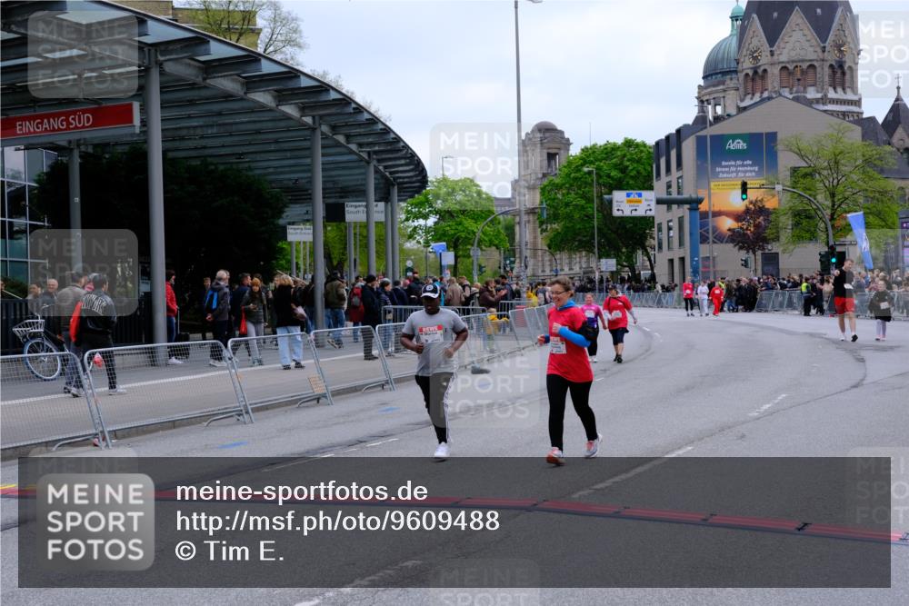 25.04.2026 - Das Zehntel Tim E. http://msf.ph/oto/9609488 25.04.2026 15:12:20 Ziel 17299 meine-sportfotos.de