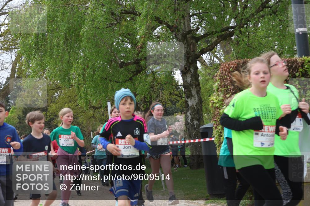 25.04.2026 - Das Zehntel Zöllner http://msf.ph/oto/9609514 25.04.2026 09:44:32 Laufen 408, 8014, 7155 meine-sportfotos.de