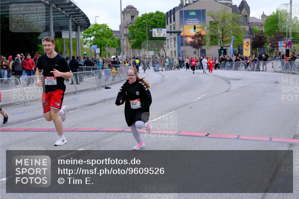 25.04.2026 - Das Zehntel Tim E. http://msf.ph/oto/9609526 25.04.2026 15:12:31 Ziel 15292, 17650 meine-sportfotos.de