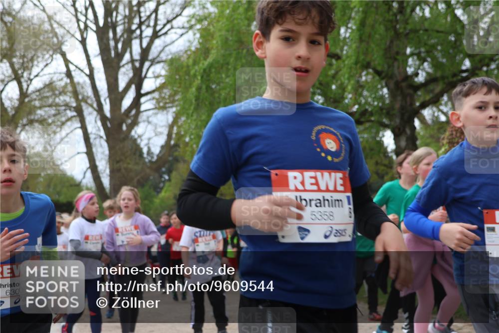25.04.2026 - Das Zehntel Zöllner http://msf.ph/oto/9609544 25.04.2026 09:44:33 Laufen 6300, 5358 meine-sportfotos.de