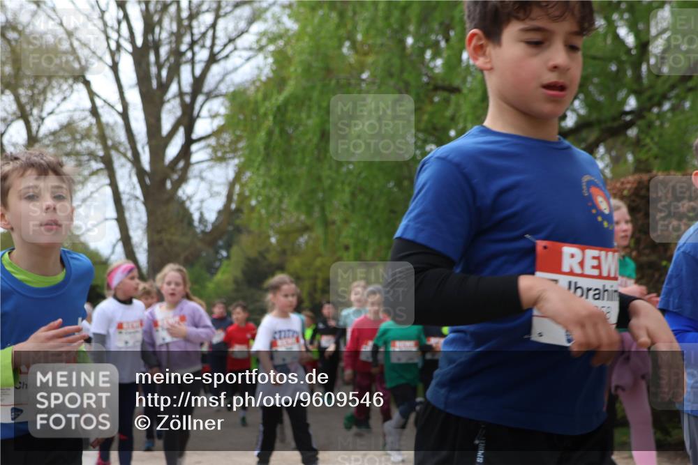 25.04.2026 - Das Zehntel Zöllner http://msf.ph/oto/9609546 25.04.2026 09:44:33 Laufen 6300, 10, 58 meine-sportfotos.de