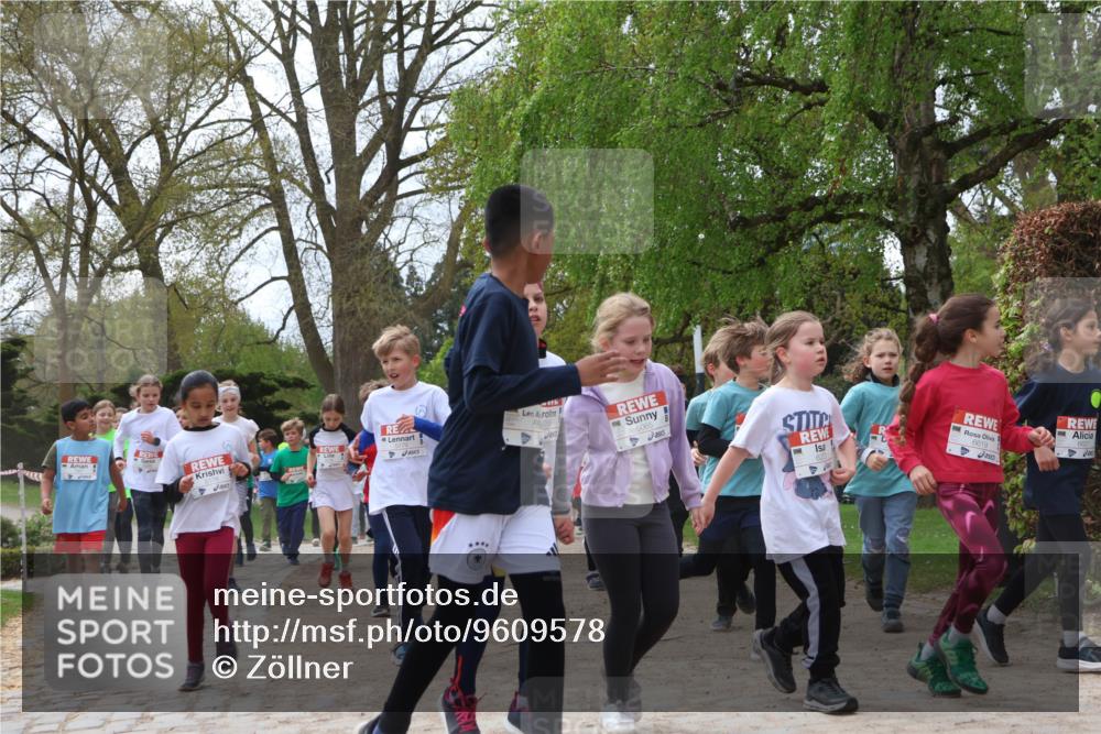 25.04.2026 - Das Zehntel Zöllner http://msf.ph/oto/9609578 25.04.2026 09:44:35 Laufen 55, 055, 5065, 6619, 6627 meine-sportfotos.de