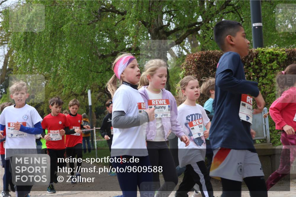 25.04.2026 - Das Zehntel Zöllner http://msf.ph/oto/9609588 25.04.2026 09:44:36 Laufen 5179, 6169, 10, 5065, 6223 meine-sportfotos.de