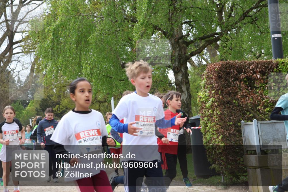 25.04.2026 - Das Zehntel Zöllner http://msf.ph/oto/9609604 25.04.2026 09:44:37 Laufen 5178, 5179 meine-sportfotos.de