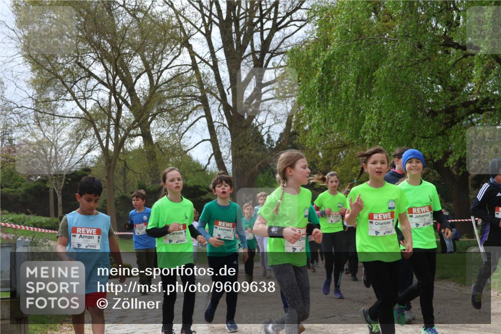 25.04.2026 - Das Zehntel Zöllner http://msf.ph/oto/9609638 25.04.2026 09:44:39 Laufen 7667, 5265 meine-sportfotos.de