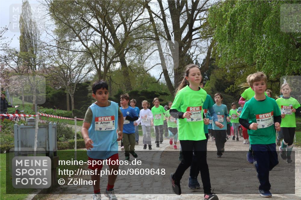 25.04.2026 - Das Zehntel Zöllner http://msf.ph/oto/9609648 25.04.2026 09:44:40 Laufen 7667, 7144, 7613, 7811 meine-sportfotos.de
