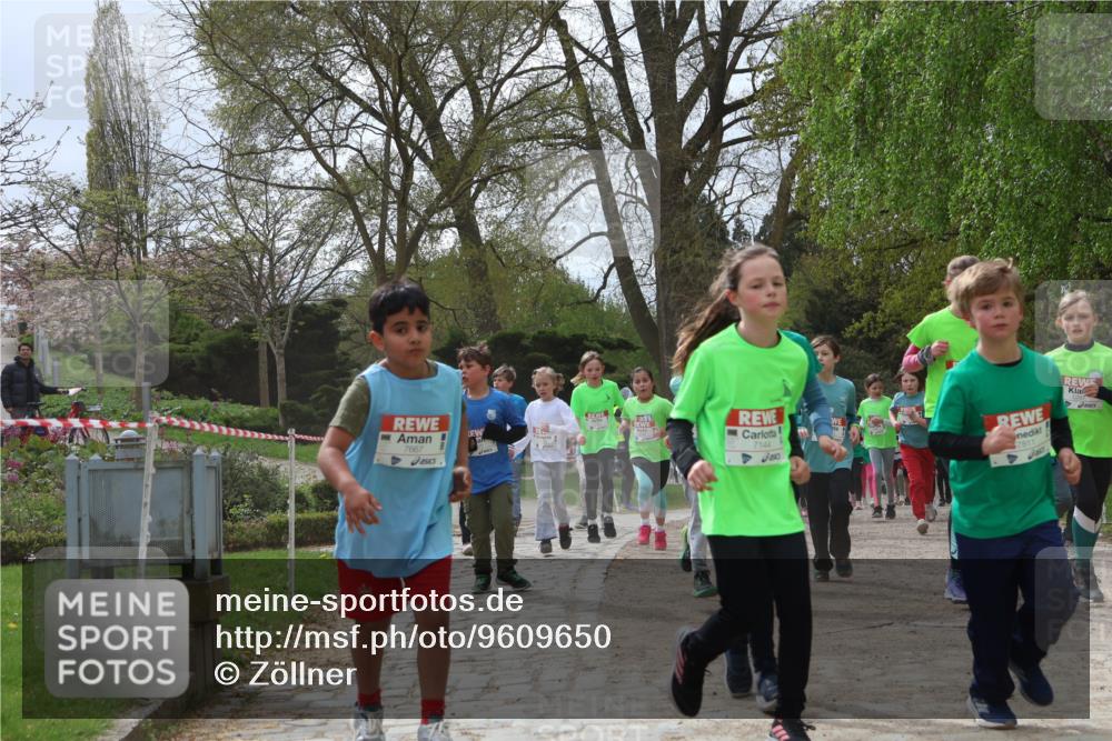 25.04.2026 - Das Zehntel Zöllner http://msf.ph/oto/9609650 25.04.2026 09:44:40 Laufen 7667, 7144, 7811 meine-sportfotos.de
