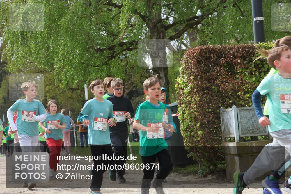 25.04.2026 - Das Zehntel Zöllner http://msf.ph/oto/9609674 25.04.2026 09:44:42 Laufen 7613, 7002 meine-sportfotos.de