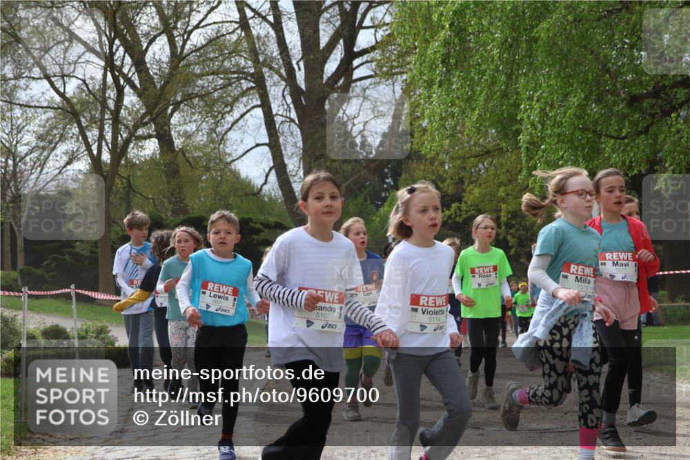 25.04.2026 - Das Zehntel Zöllner http://msf.ph/oto/9609700 25.04.2026 09:44:44 Laufen 5601, 5107, 25, 5114, 7579, 7577 meine-sportfotos.de
