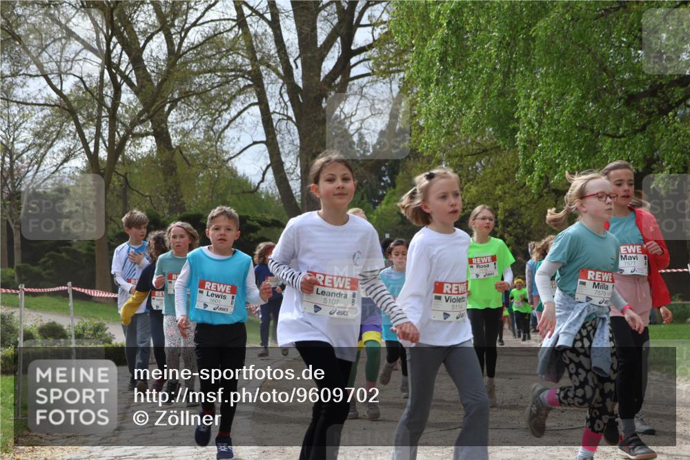 25.04.2026 - Das Zehntel Zöllner http://msf.ph/oto/9609702 25.04.2026 09:44:44 Laufen 5601, 5107, 5114, 7579, 7577 meine-sportfotos.de