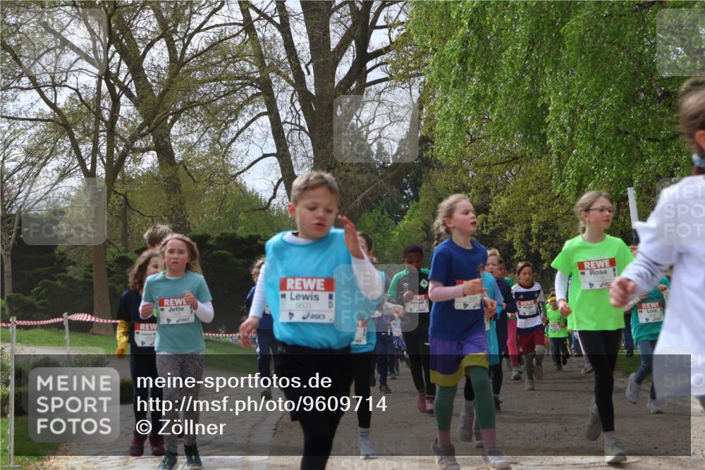 25.04.2026 - Das Zehntel Zöllner http://msf.ph/oto/9609714 25.04.2026 09:44:45 Laufen 7505, 5601, 7119 meine-sportfotos.de