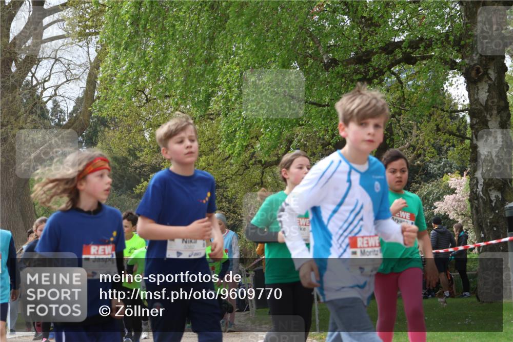 25.04.2026 - Das Zehntel Zöllner http://msf.ph/oto/9609770 25.04.2026 09:44:49 Laufen 6382 meine-sportfotos.de
