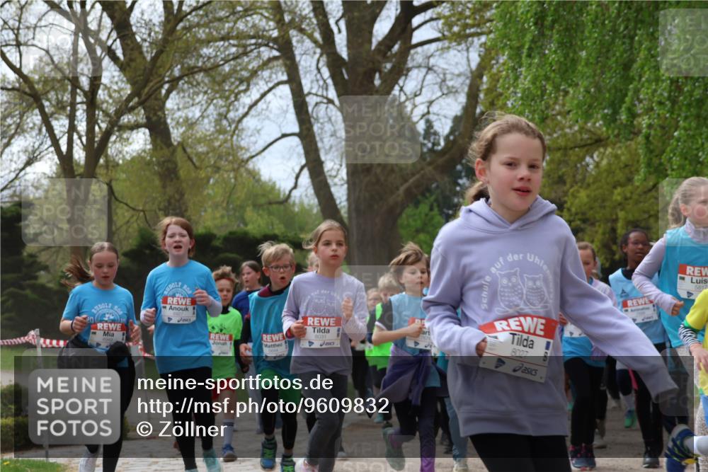 25.04.2026 - Das Zehntel Zöllner http://msf.ph/oto/9609832 25.04.2026 09:44:53 Laufen 6949, 8031, 7676, 8027, 5817 meine-sportfotos.de