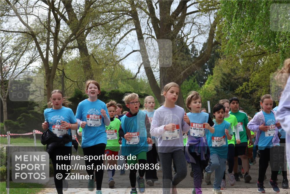 25.04.2026 - Das Zehntel Zöllner http://msf.ph/oto/9609836 25.04.2026 09:44:53 Laufen 20, 6949, 6927, 8031, 4, 7676, 6837 meine-sportfotos.de