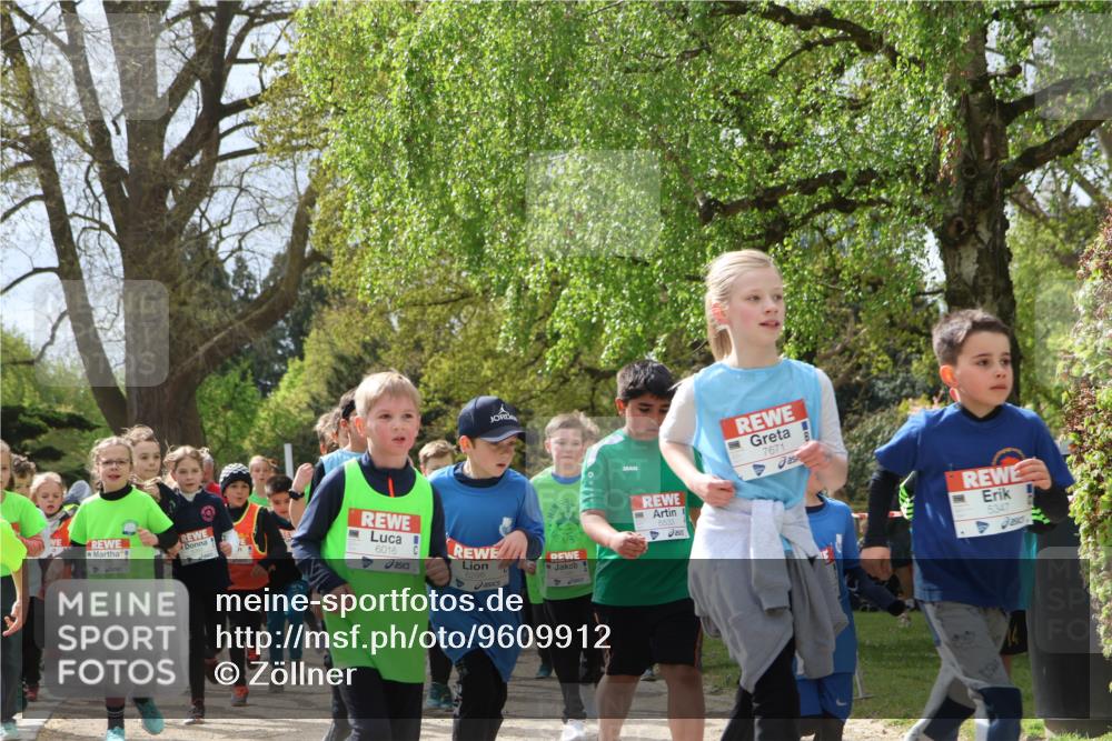 25.04.2026 - Das Zehntel Zöllner http://msf.ph/oto/9609912 25.04.2026 09:44:57 Laufen 6016, 6298, 7671, 5347 meine-sportfotos.de