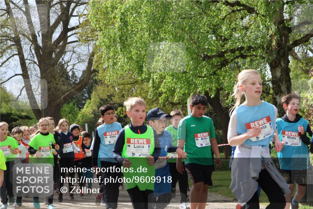 25.04.2026 - Das Zehntel Zöllner http://msf.ph/oto/9609918 25.04.2026 09:44:57 Laufen 7670, 6016, 671, 5724, 14 meine-sportfotos.de