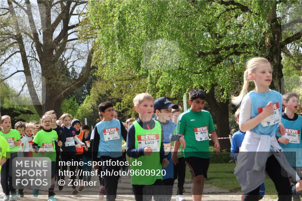 25.04.2026 - Das Zehntel Zöllner http://msf.ph/oto/9609920 25.04.2026 09:44:57 Laufen 22, 7670, 6016, 7671, 5724 meine-sportfotos.de