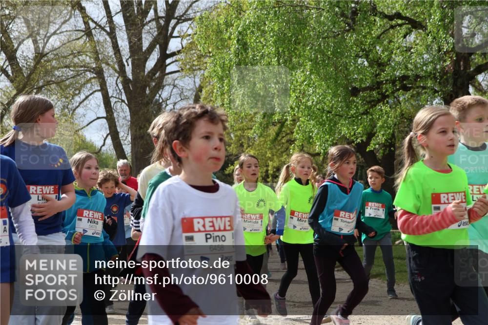 25.04.2026 - Das Zehntel Zöllner http://msf.ph/oto/9610008 25.04.2026 09:45:01 Laufen 5678, 6458, 7241, 569 meine-sportfotos.de