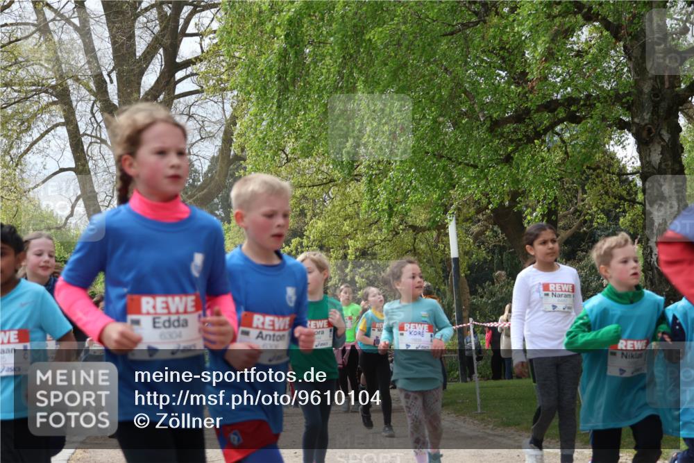 25.04.2026 - Das Zehntel Zöllner http://msf.ph/oto/9610104 25.04.2026 09:45:07 Laufen 6304, 6306, 7609, 6487 meine-sportfotos.de