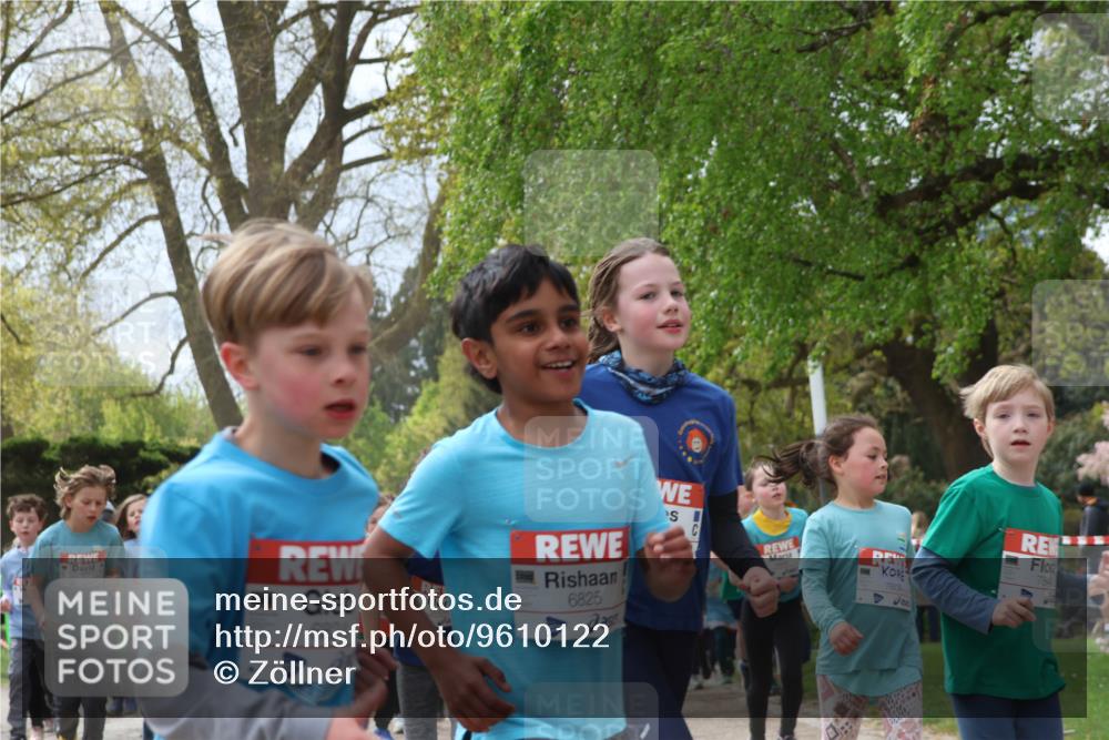 25.04.2026 - Das Zehntel Zöllner http://msf.ph/oto/9610122 25.04.2026 09:45:09 Laufen 6824, 5339, 6825, 7609, 784 meine-sportfotos.de