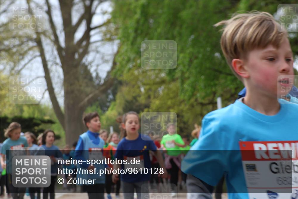 25.04.2026 - Das Zehntel Zöllner http://msf.ph/oto/9610128 25.04.2026 09:45:09 Laufen 6824 meine-sportfotos.de