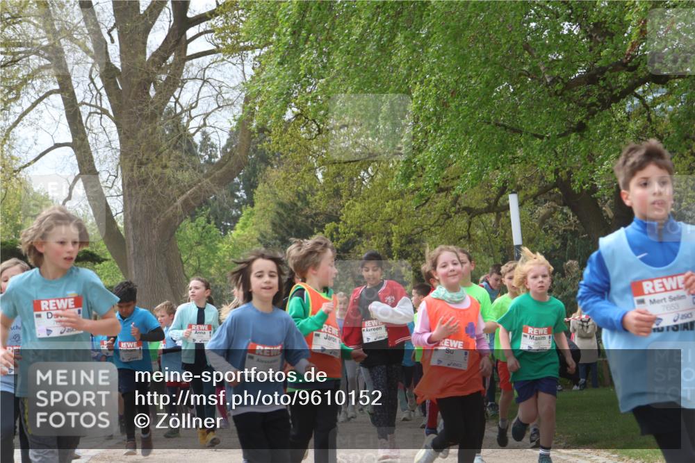 25.04.2026 - Das Zehntel Zöllner http://msf.ph/oto/9610152 25.04.2026 09:45:11 Laufen 7653 meine-sportfotos.de