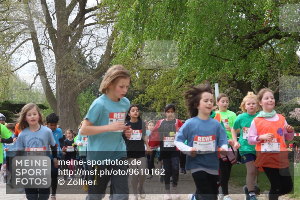 25.04.2026 - Das Zehntel Zöllner http://msf.ph/oto/9610162 25.04.2026 09:45:12 Laufen 6402, 7361 meine-sportfotos.de