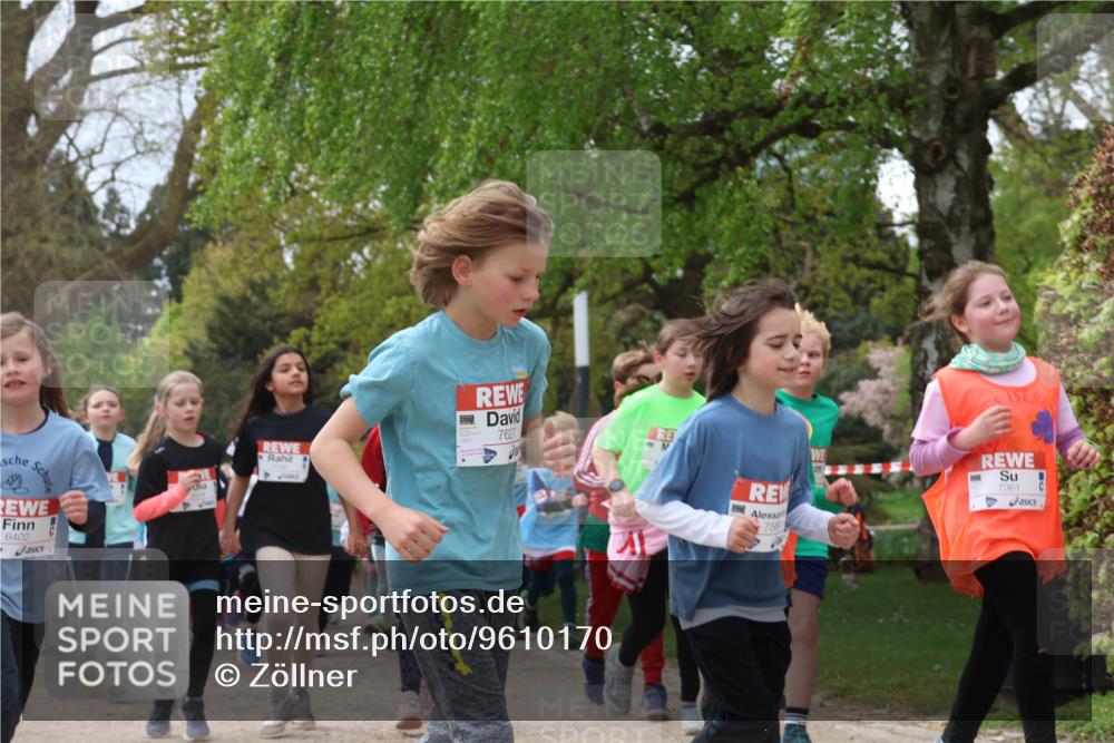 25.04.2026 - Das Zehntel Zöllner http://msf.ph/oto/9610170 25.04.2026 09:45:12 Laufen 6402, 7627, 758, 7361 meine-sportfotos.de