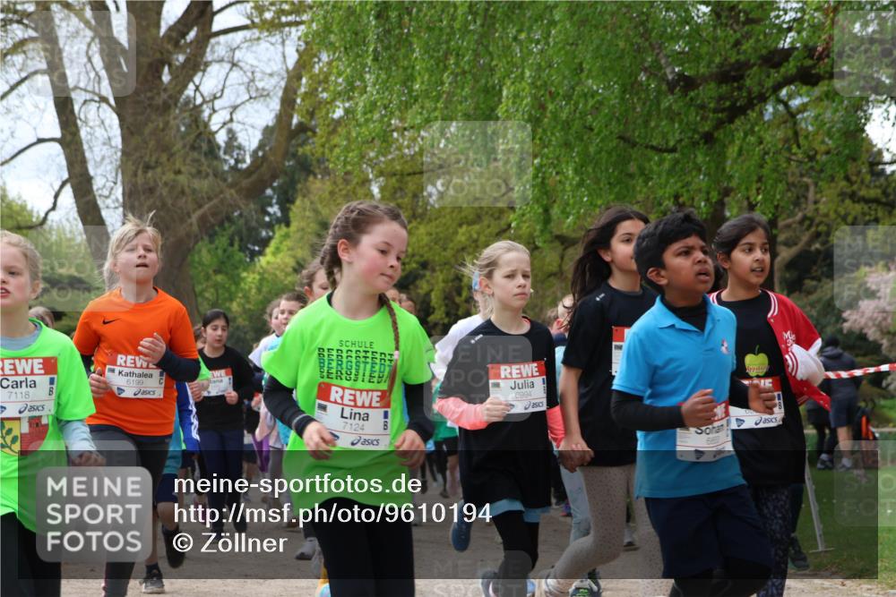25.04.2026 - Das Zehntel Zöllner http://msf.ph/oto/9610194 25.04.2026 09:45:14 Laufen 7118, 6199, 6994, 7124 meine-sportfotos.de