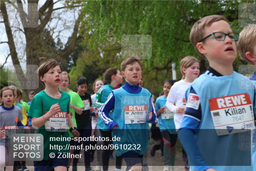 25.04.2026 - Das Zehntel Zöllner http://msf.ph/oto/9610232 25.04.2026 09:45:16 Laufen 6639, 7798, 5671, 7647 meine-sportfotos.de