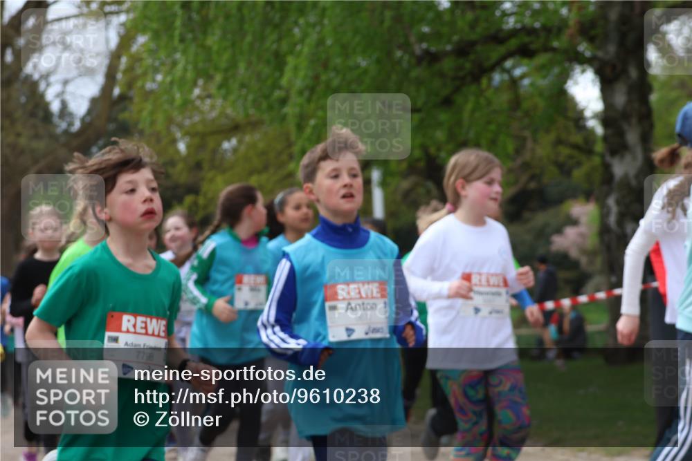 25.04.2026 - Das Zehntel Zöllner http://msf.ph/oto/9610238 25.04.2026 09:45:16 Laufen 7798, 5671, 2515 meine-sportfotos.de