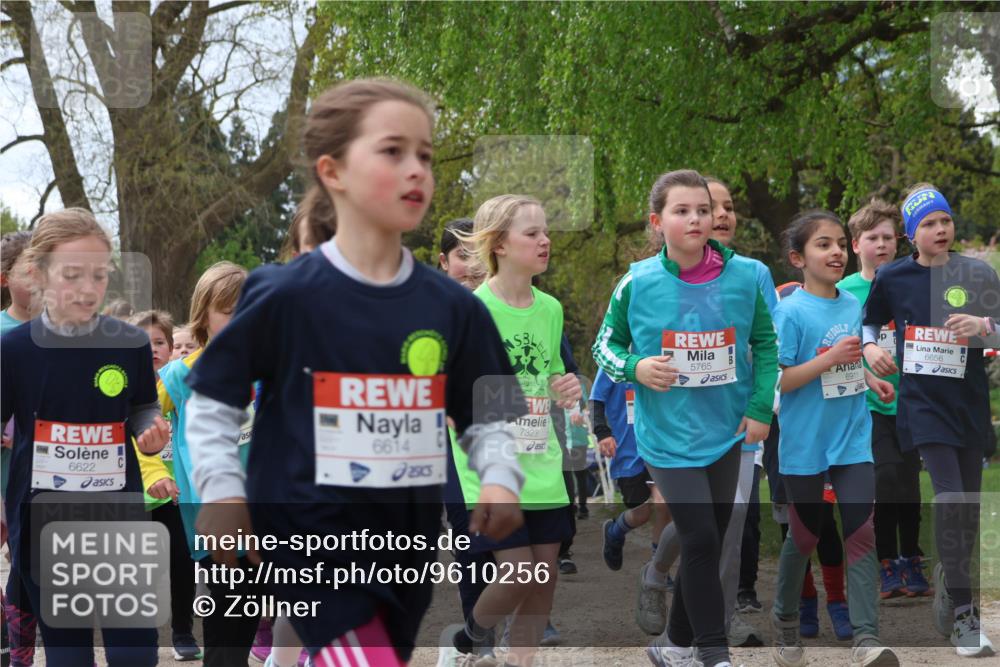 25.04.2026 - Das Zehntel Zöllner http://msf.ph/oto/9610256 25.04.2026 09:45:17 Laufen 6622, 6614, 2905, 7323, 5765, 6911, 030, 6656 meine-sportfotos.de