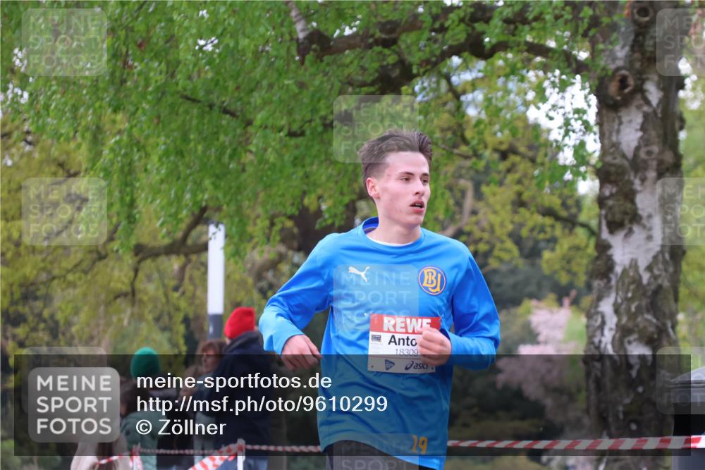 25.04.2026 - Das Zehntel Zöllner http://msf.ph/oto/9610299 25.04.2026 13:36:16 Laufen 18309, 29 meine-sportfotos.de