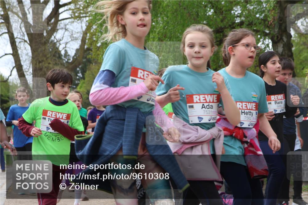 25.04.2026 - Das Zehntel Zöllner http://msf.ph/oto/9610308 25.04.2026 09:45:19 Laufen 7531, 6490, 250, 7562 meine-sportfotos.de